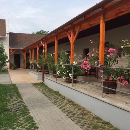 Cicaskacus Vendeghaz Bed & Breakfast Matrafured Luaran gambar